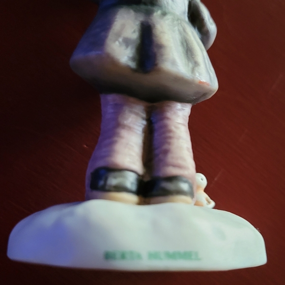 Goebel Hummel “Peaceful Perch” Porcelain Figurine BH 86/P - Picture 5 of 6